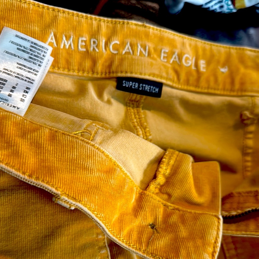 American Eagle Outfitters Corduroy Women's Mini Skirt - Mustard Yellow